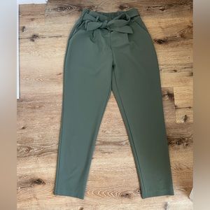RW&Co Tie Front Pants
